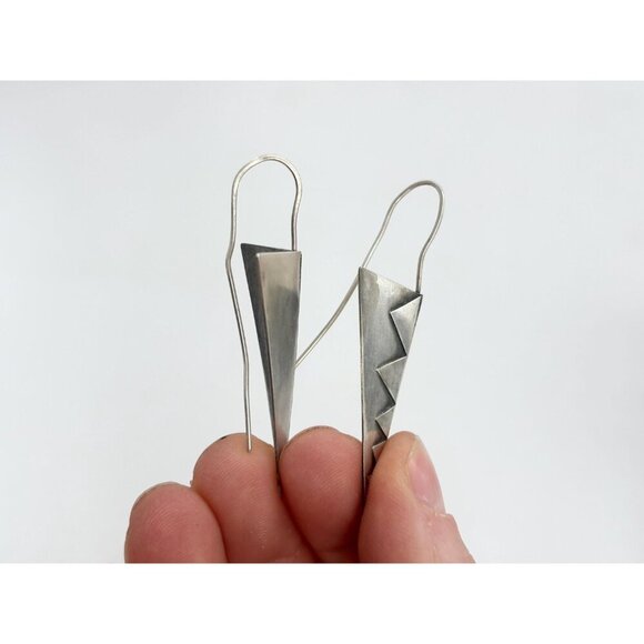 Modernist Geometric Triangular Vintage Southwest Made Sawtooth Dangle Earrings - Picture 7 of 10